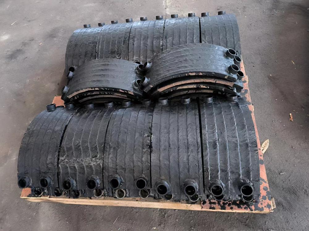 香港堆焊耐磨板弧板