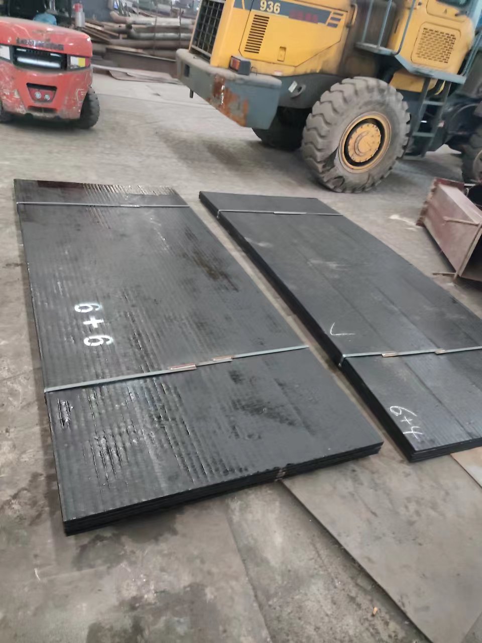 香港高铬合金耐磨板6+6