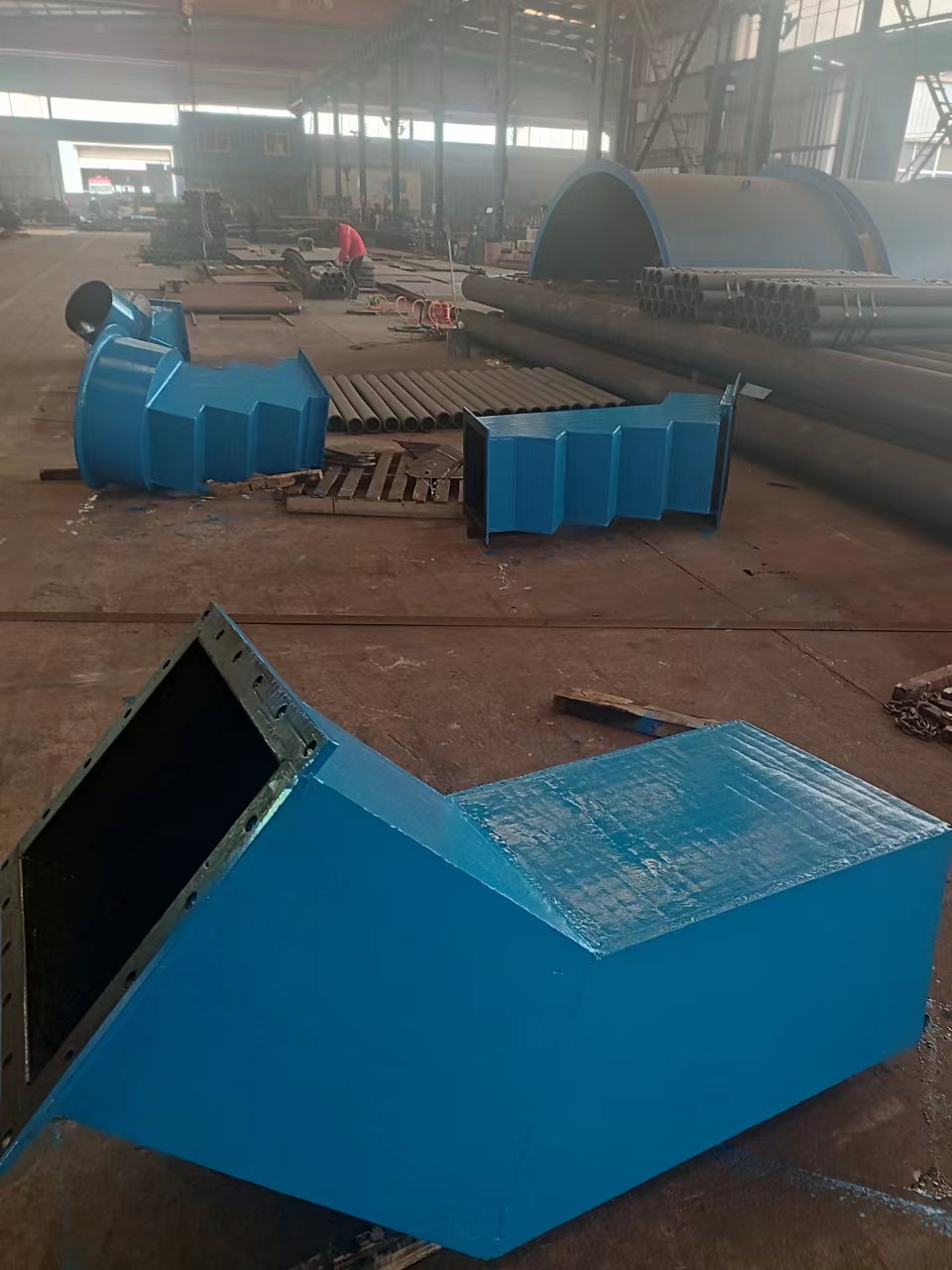 香港耐磨溜管，堆焊耐磨方管