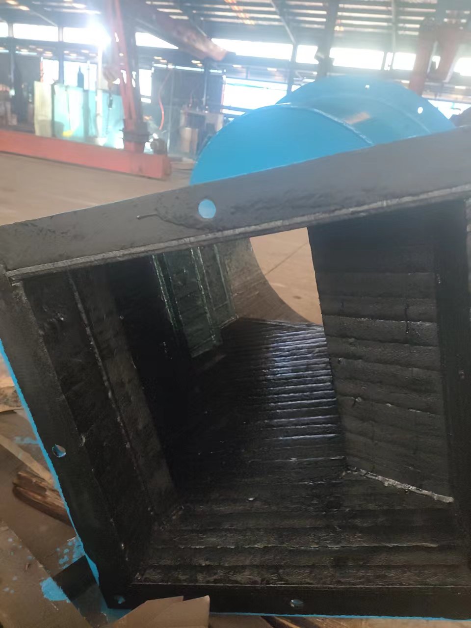 香港耐磨方变圆堆焊耐磨板